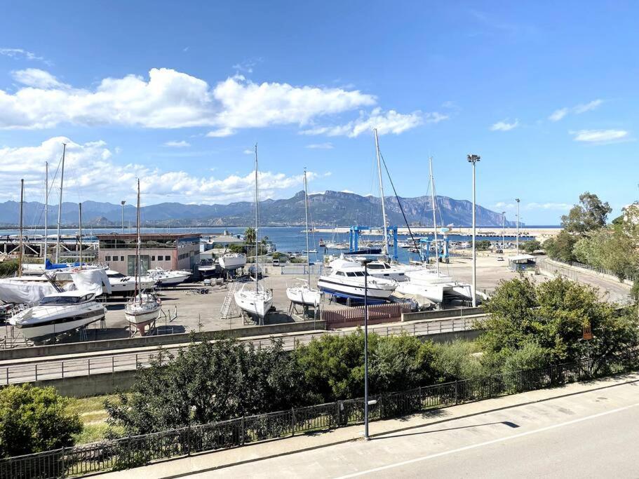 Appartamento Con Terrazza Vista Mare. 阿尔巴塔克斯 外观 照片